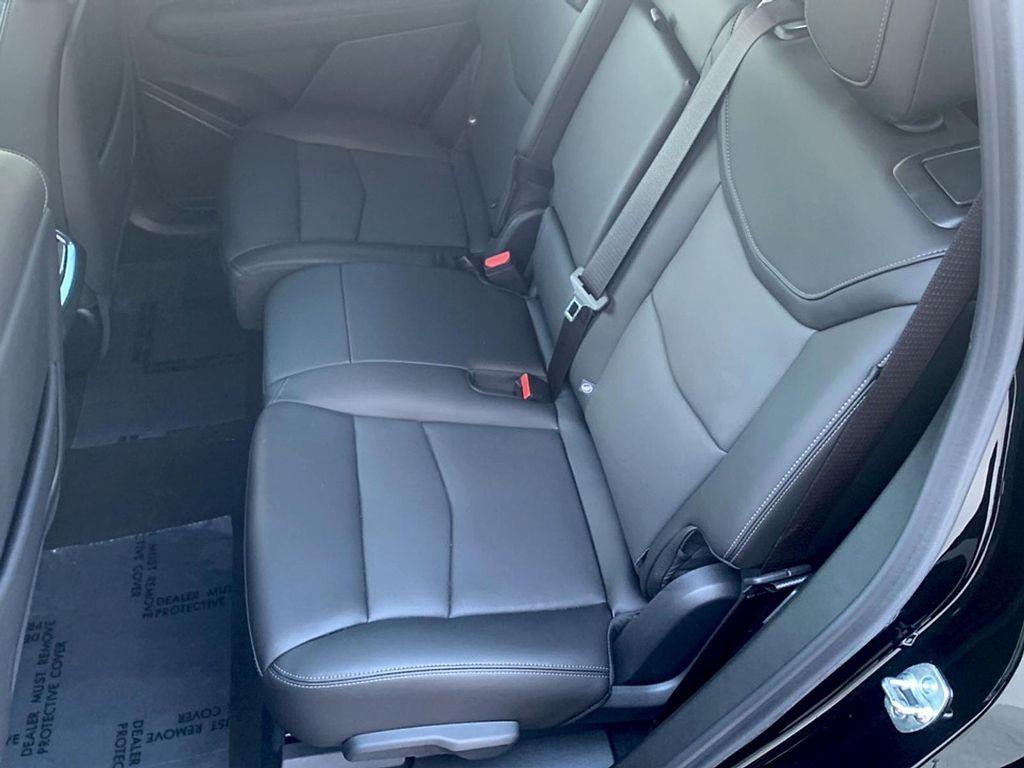 used 2025 Cadillac XT6 car, priced at $51,978