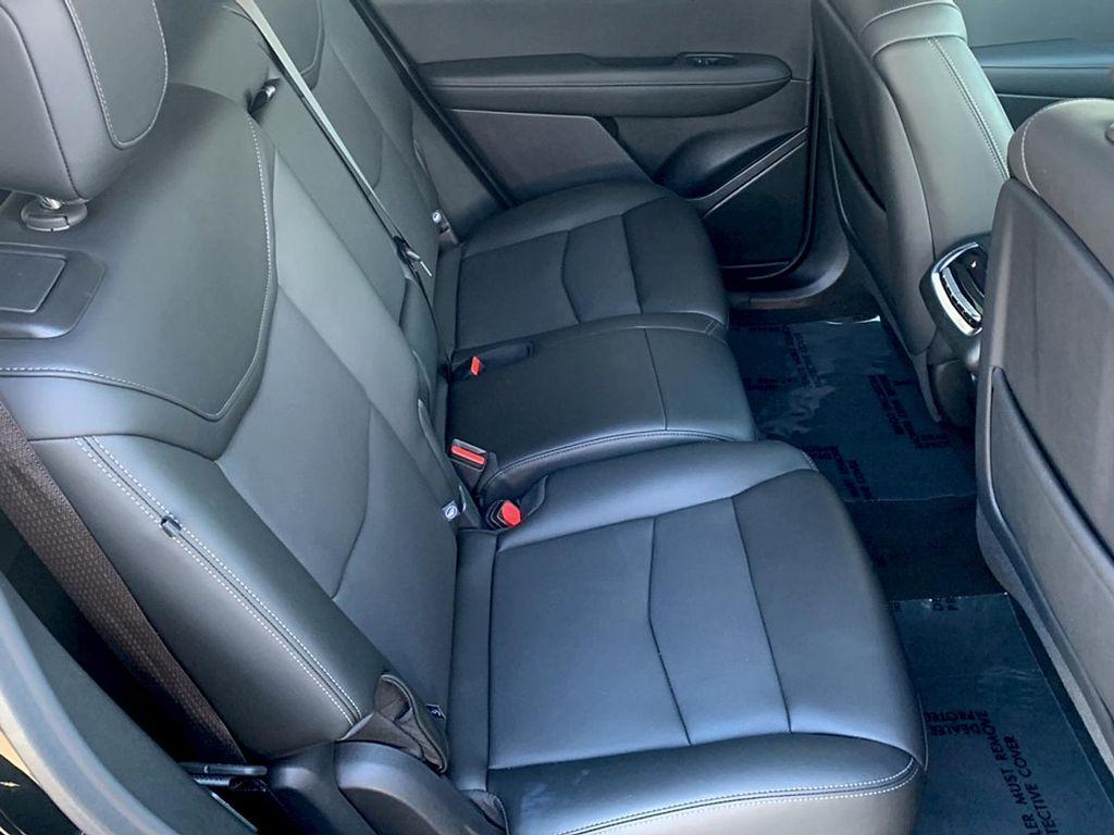 used 2025 Cadillac XT6 car, priced at $51,978