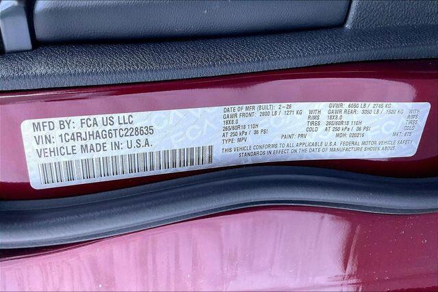 new 2026 Jeep Grand Cherokee car, priced at $43,405