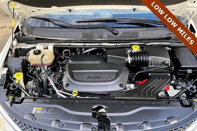 used 2020 Chrysler Pacifica car, priced at $28,194
