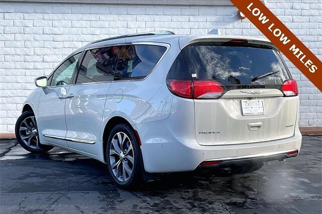 used 2020 Chrysler Pacifica car, priced at $28,194