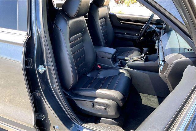 used 2025 Honda CR-V Hybrid car, priced at $38,390