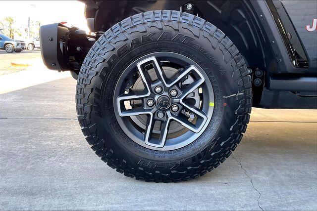 new 2026 Jeep Gladiator car, priced at $59,750