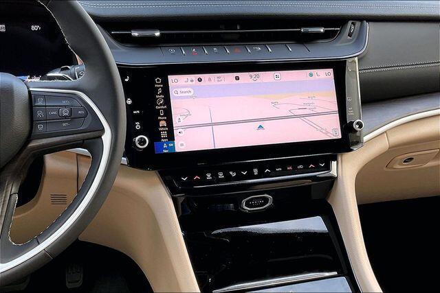 new 2026 Jeep Grand Cherokee car, priced at $47,905