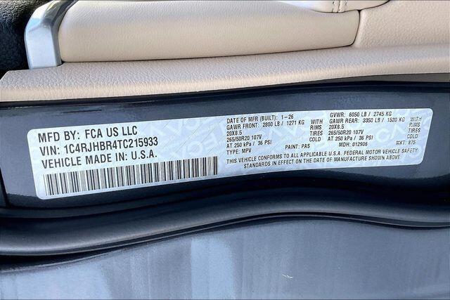 new 2026 Jeep Grand Cherokee car, priced at $49,080