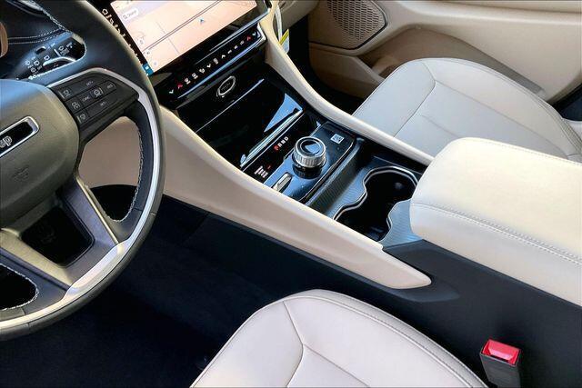 new 2026 Jeep Grand Cherokee car, priced at $49,080