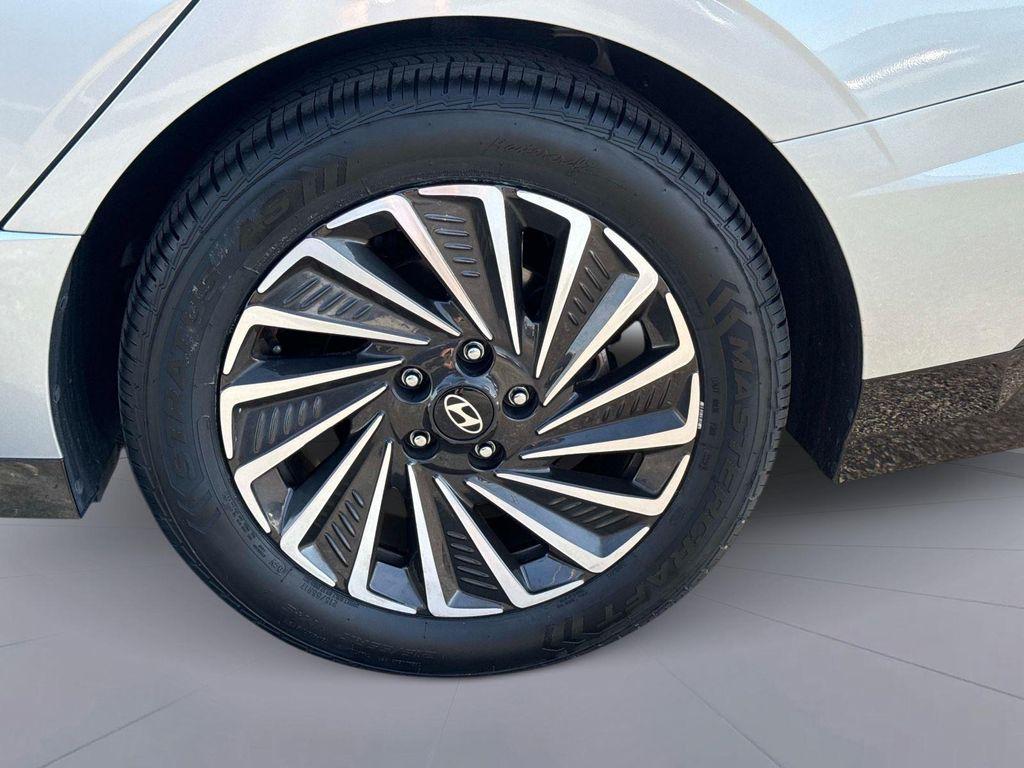 used 2024 Hyundai Sonata Hybrid car, priced at $23,495