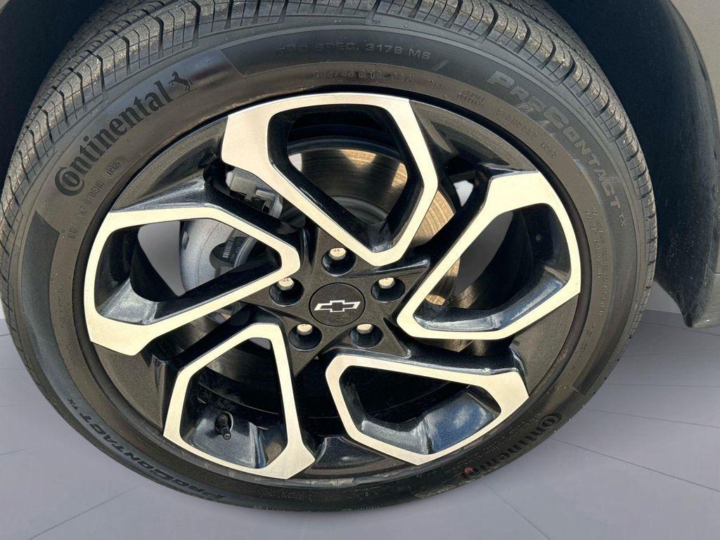 used 2025 Chevrolet Trax car, priced at $21,995