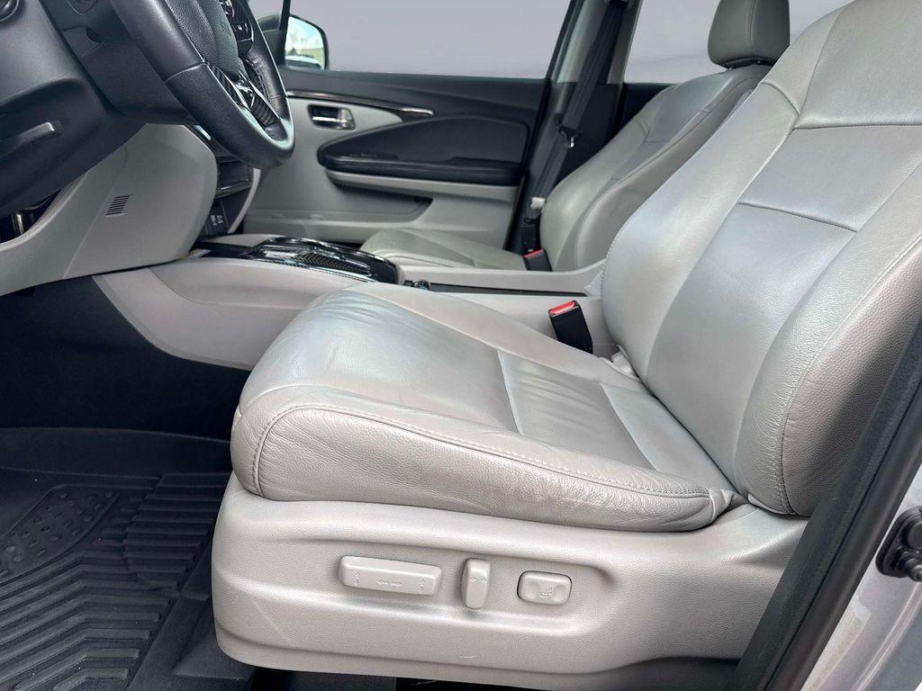 used 2021 Honda Pilot car, priced at $20,995