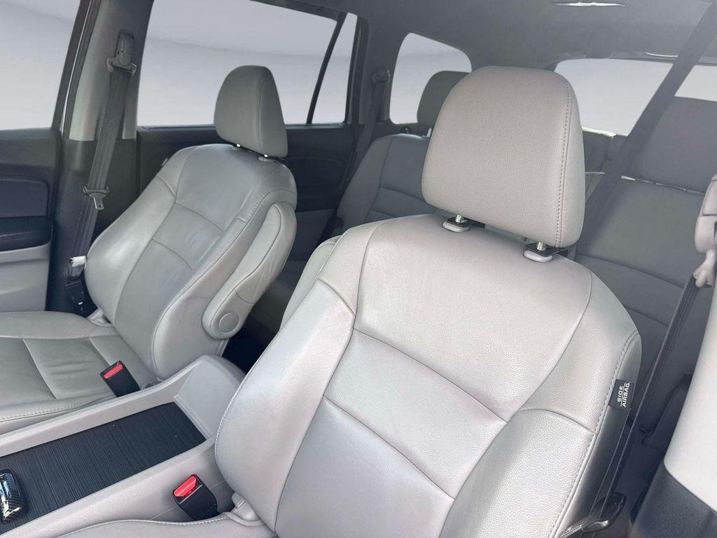 used 2021 Honda Pilot car, priced at $20,995