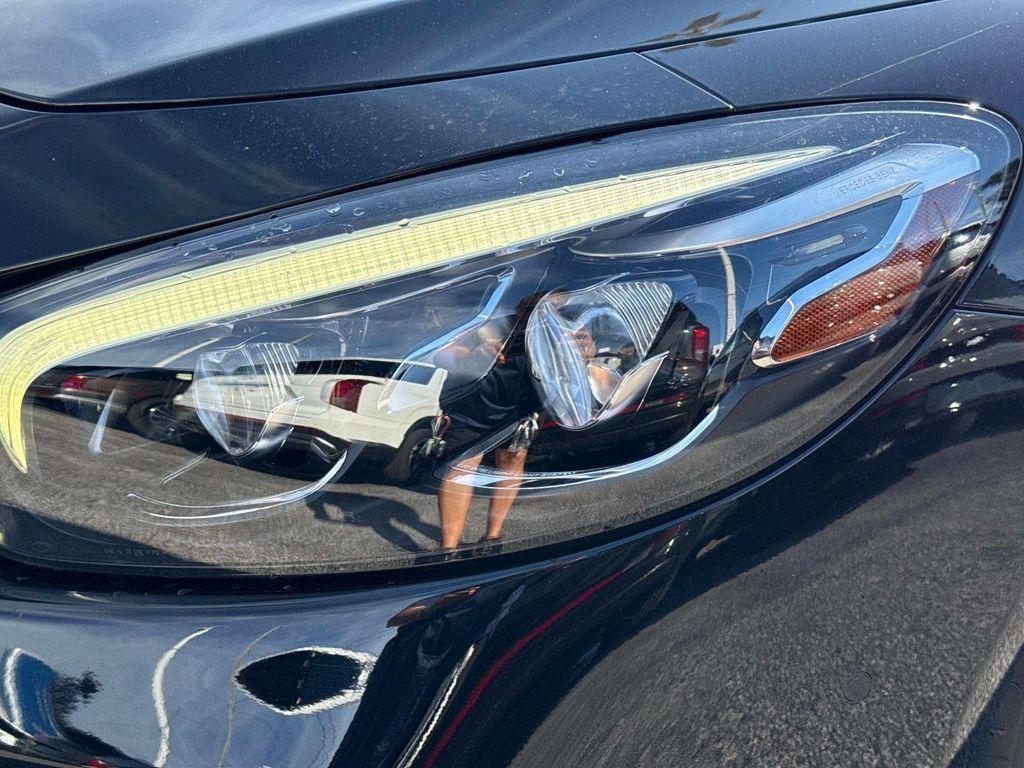 used 2018 Mercedes-Benz SL 550 car, priced at $45,995