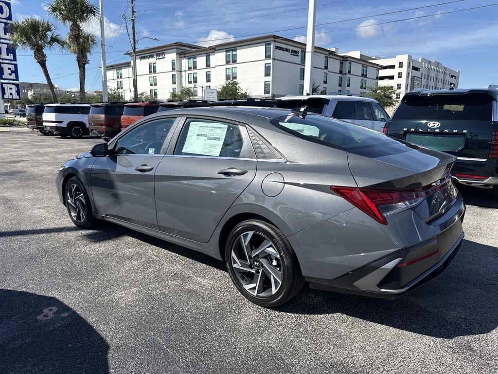 new 2025 Hyundai Elantra car, priced at $23,368
