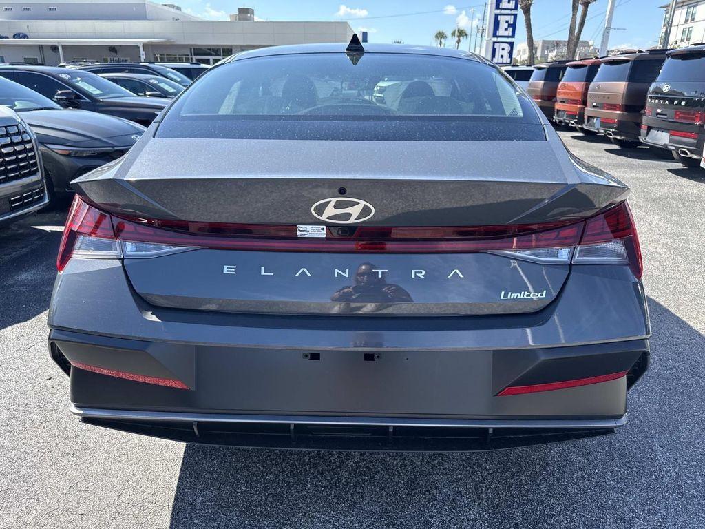 new 2025 Hyundai Elantra car, priced at $23,368
