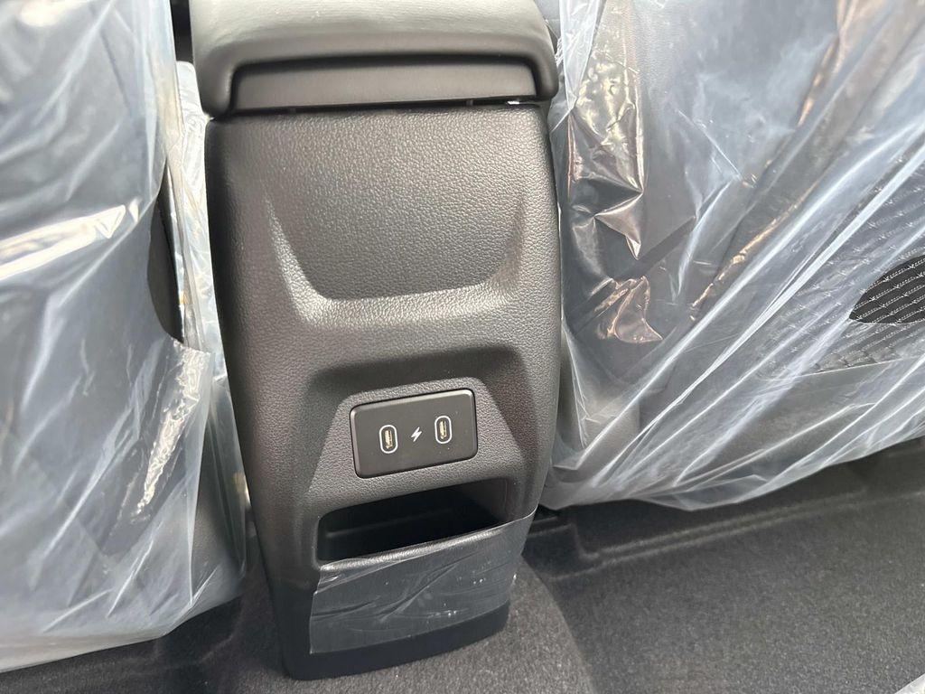 new 2025 Hyundai Venue car, priced at $23,051