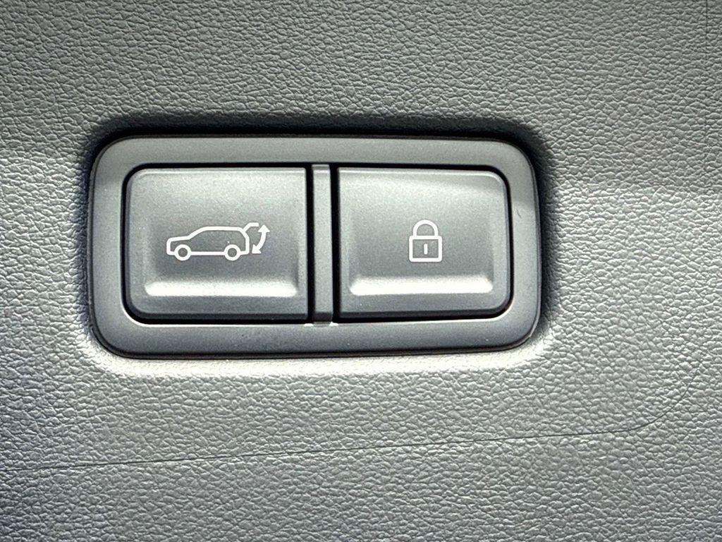 new 2026 Hyundai Palisade Hybrid car, priced at $59,600