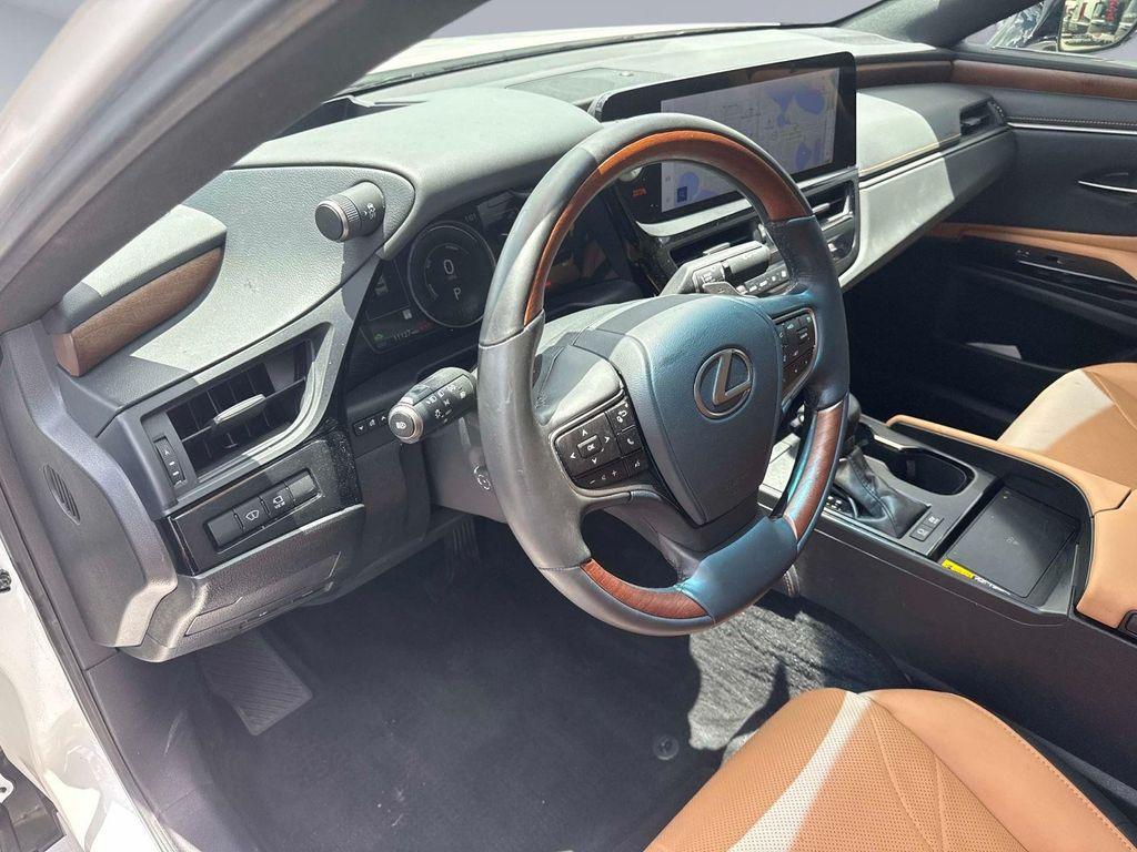 used 2025 Lexus ES 300h car, priced at $48,993