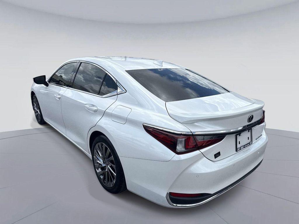 used 2025 Lexus ES 300h car, priced at $48,993