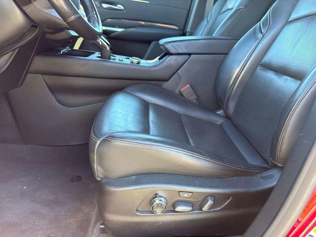 used 2020 Cadillac XT4 car, priced at $18,995