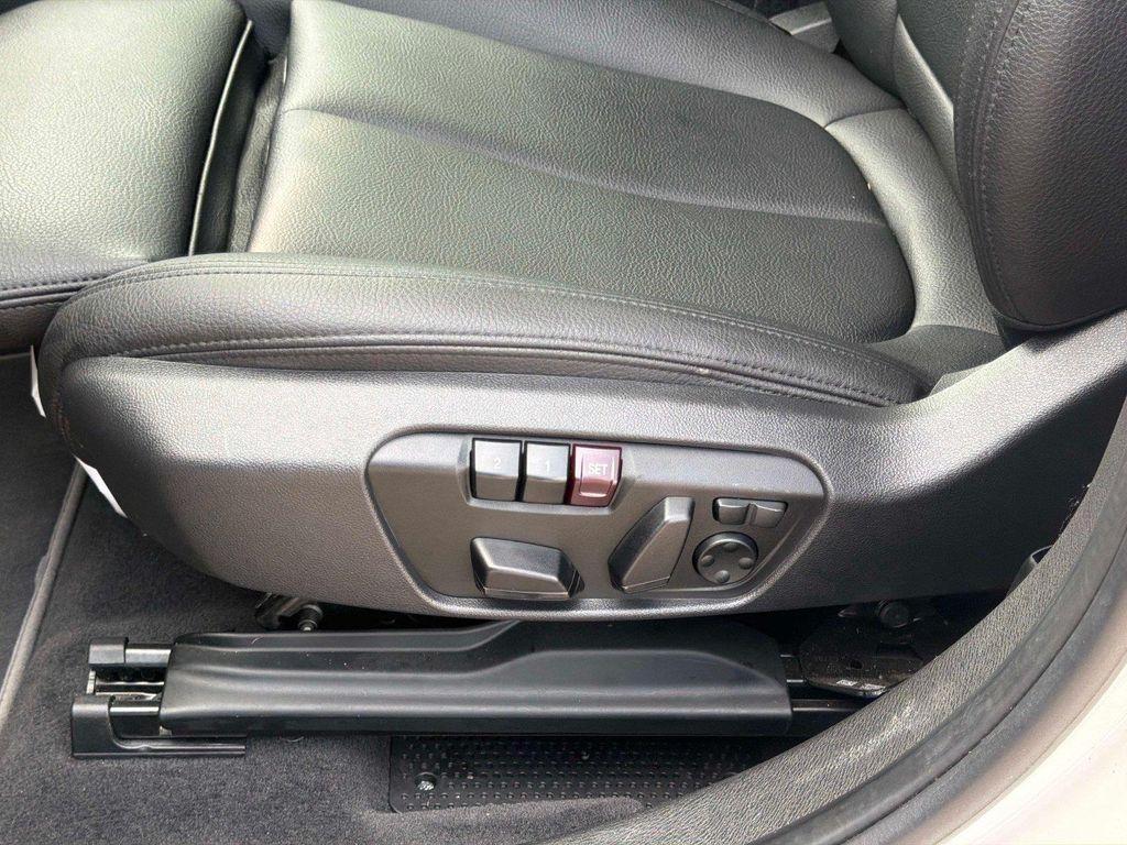 BMW X2 view 16