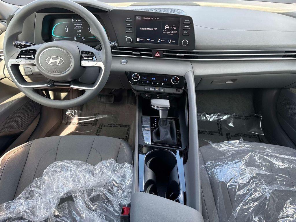 new 2026 Hyundai ELANTRA HEV car, priced at $26,279