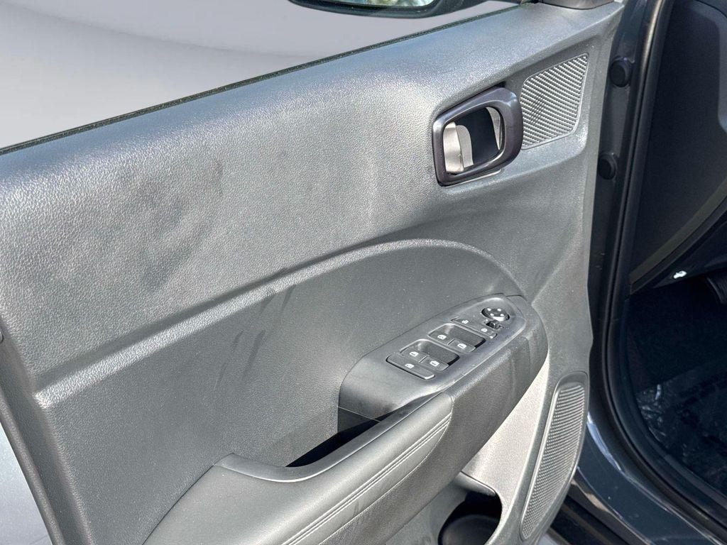 new 2026 Hyundai Venue car, priced at $25,651