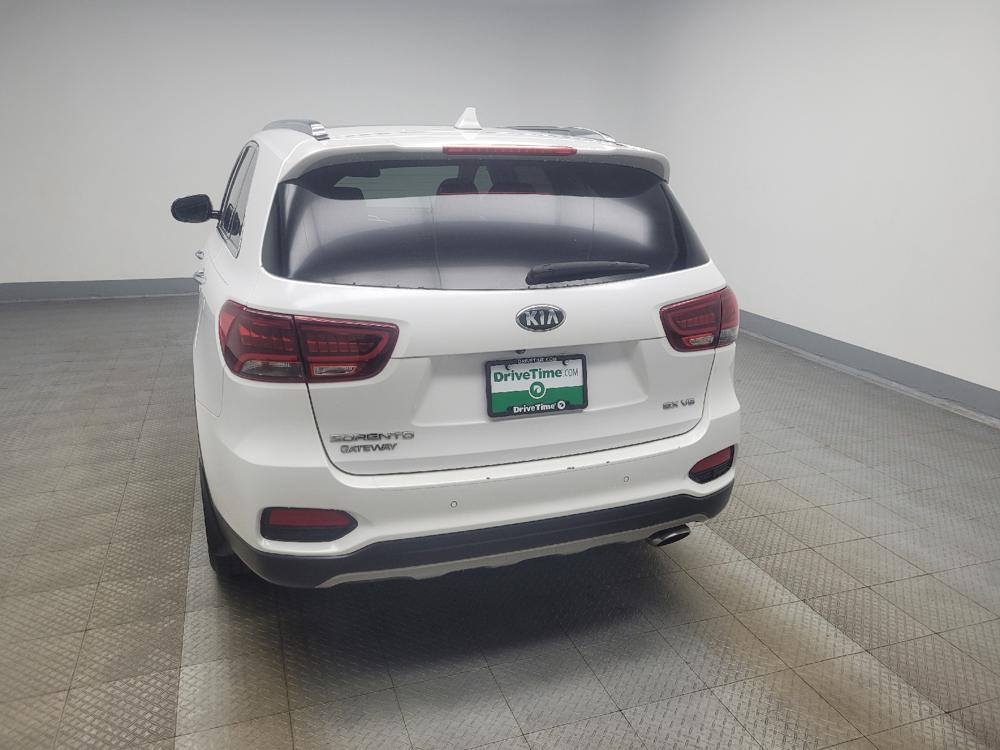 used 2019 Kia Sorento car, priced at $19,095