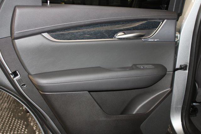 new 2025 Cadillac XT5 car, priced at $56,585