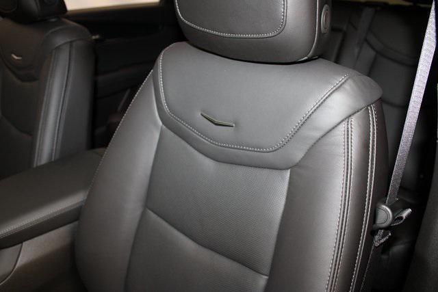 new 2025 Cadillac XT5 car, priced at $56,585