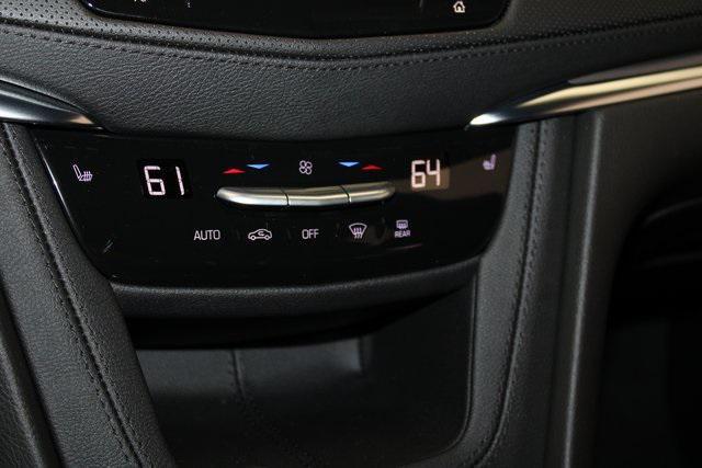 new 2025 Cadillac XT5 car, priced at $43,115