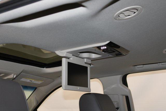 used 2016 GMC Yukon car, priced at $25,994