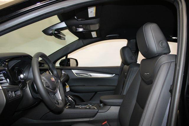 new 2026 Cadillac XT5 car, priced at $47,720