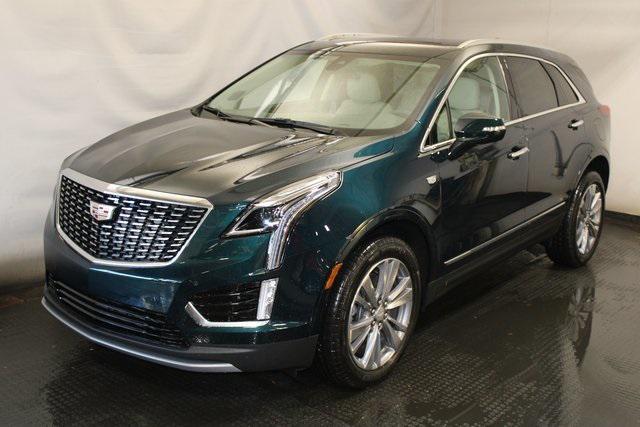 new 2025 Cadillac XT5 car, priced at $54,590