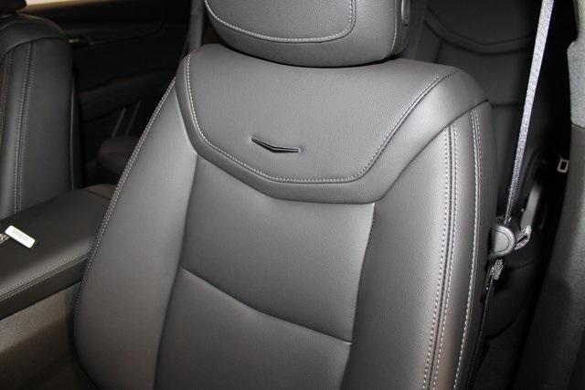 new 2025 Cadillac XT5 car, priced at $44,915