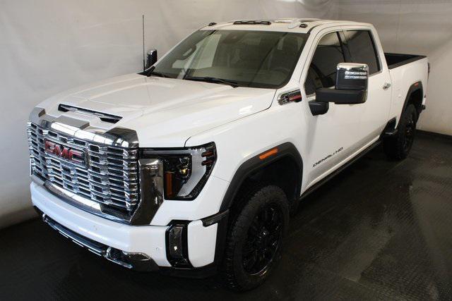 used 2025 GMC Sierra 2500 car, priced at $75,991
