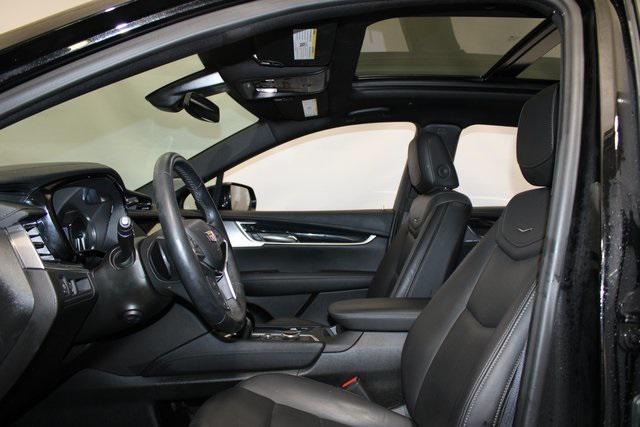 used 2025 Cadillac XT5 car, priced at $43,681