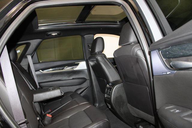 used 2025 Cadillac XT5 car, priced at $43,681