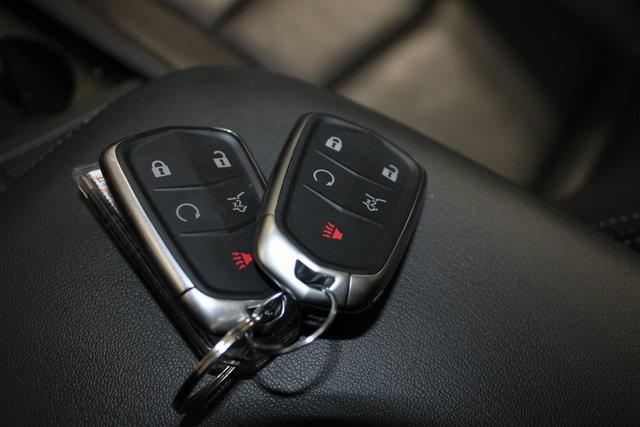 used 2025 Cadillac XT5 car, priced at $43,681