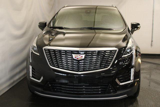 used 2025 Cadillac XT5 car, priced at $43,681