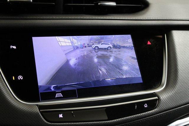 used 2025 Cadillac XT5 car, priced at $43,681