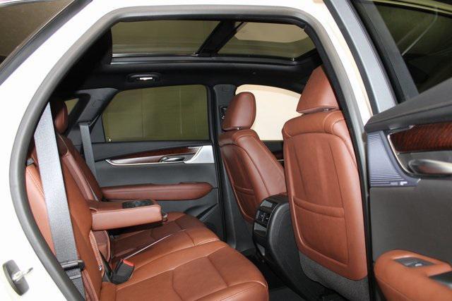 used 2020 Cadillac XT5 car, priced at $30,991