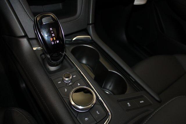 new 2025 Cadillac XT5 car, priced at $58,990