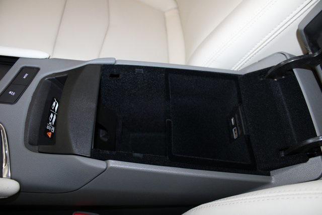 new 2025 Cadillac XT5 car, priced at $54,764