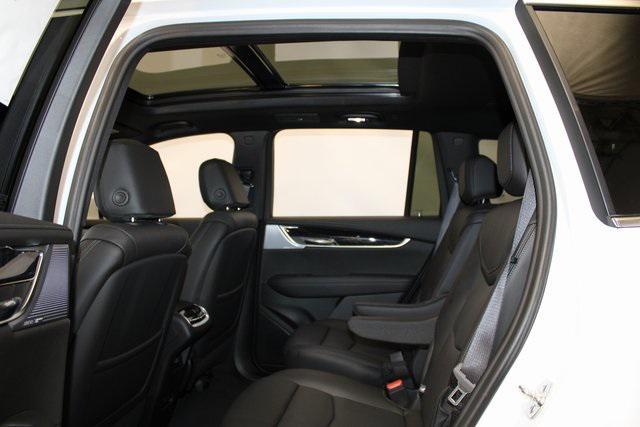 new 2025 Cadillac XT6 car, priced at $58,915