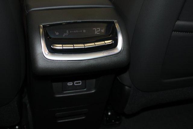 new 2025 Cadillac XT6 car, priced at $58,915