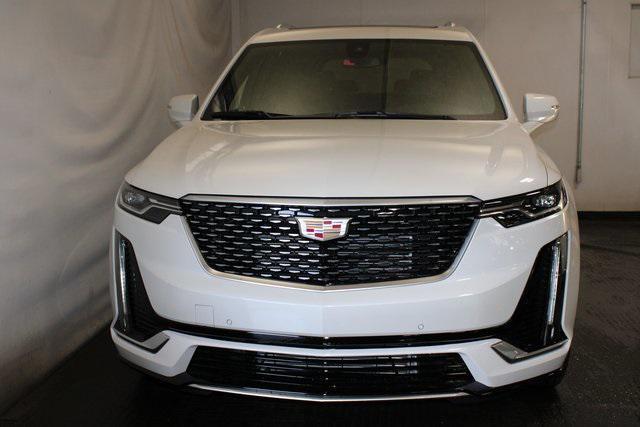 new 2025 Cadillac XT6 car, priced at $58,915