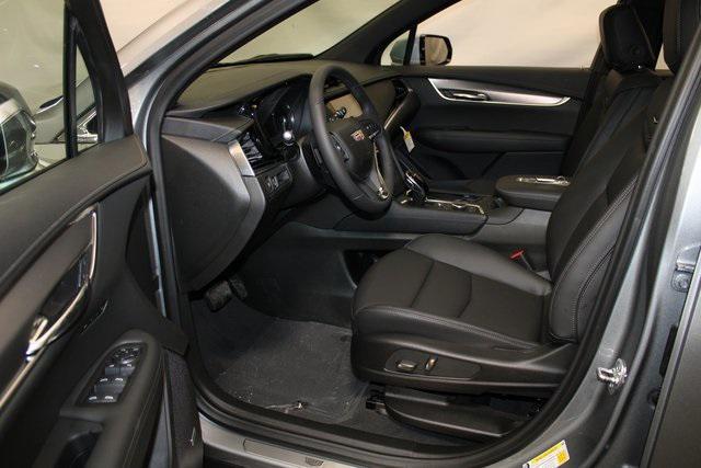new 2025 Cadillac XT6 car, priced at $50,590