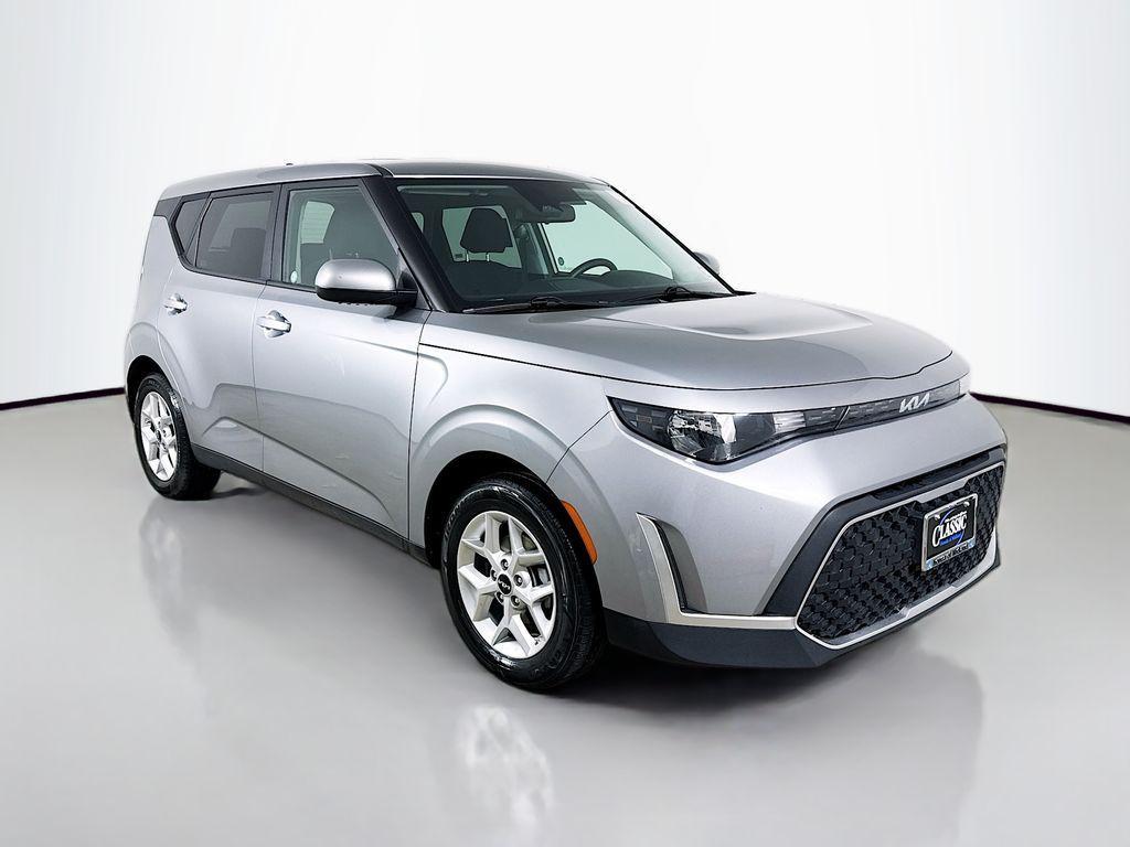 used 2024 Kia Soul car, priced at $15,299