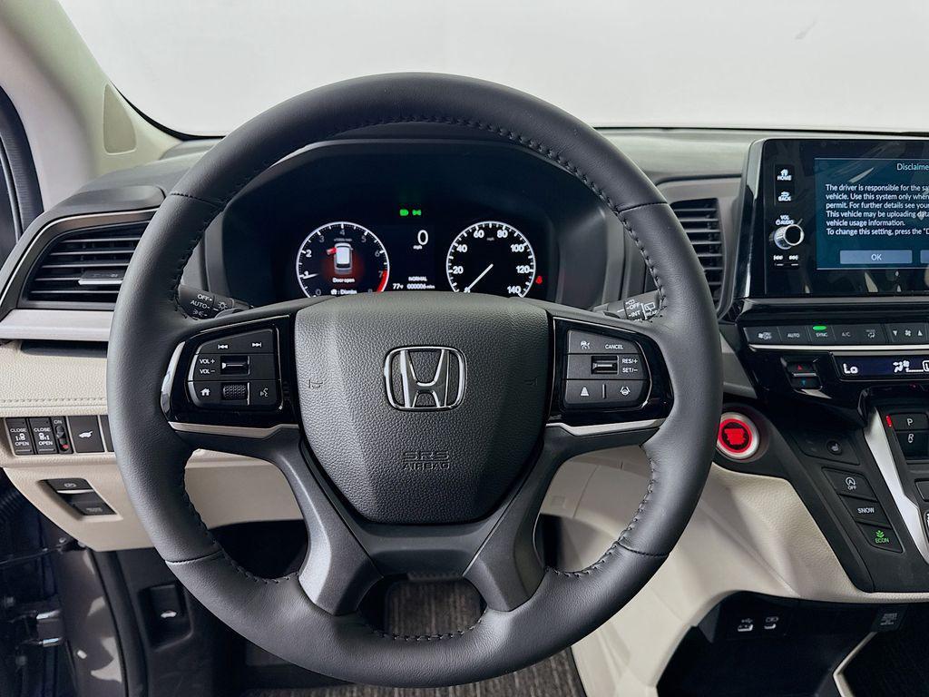new 2026 Honda Odyssey car, priced at $42,084
