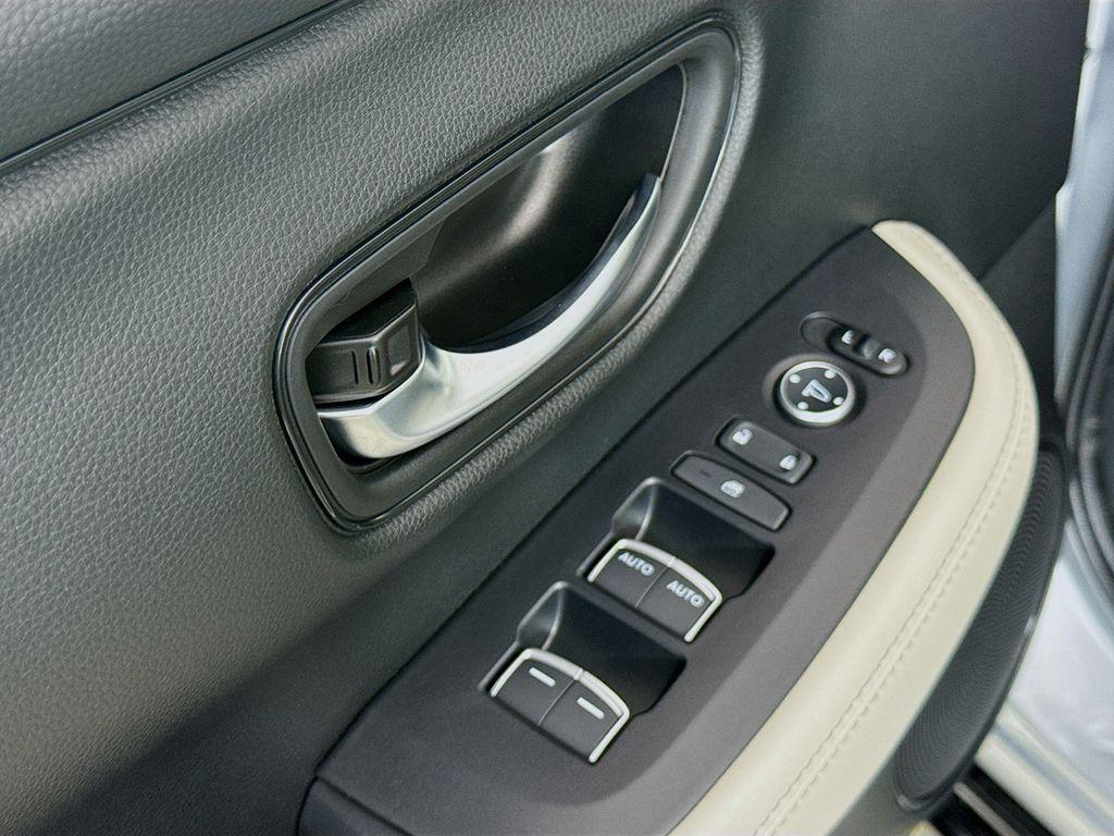 new 2026 Honda HR-V car, priced at $30,089