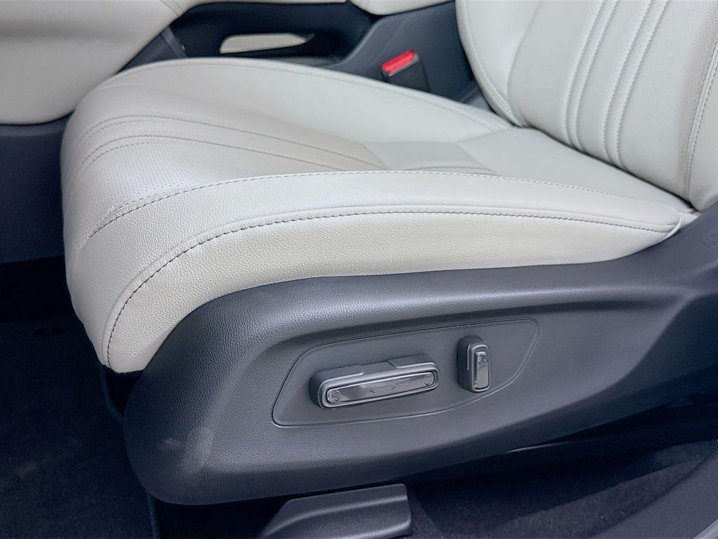 new 2026 Honda HR-V car, priced at $30,089